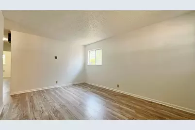 5429 Farnsworth Avenue, Fort Worth, TX 76107 - Photo 2