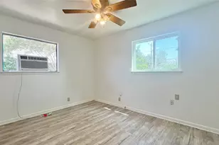 5429 Farnsworth Ave, Fort Worth, TX 76107 - Photo 10