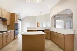 517 Quick Silver Dr, DeSoto, TX 75115 - Photo 10