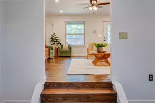 1436 S Marlborough Ave, Dallas, TX 75208 - Photo 18