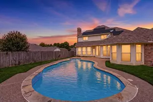 1628 Bedfordshire, Bedford, TX 76021 - Photo 2