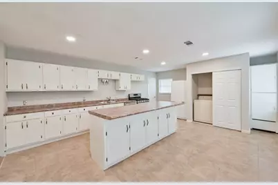 1122 W Park Row Drive, Arlington, TX 76013 - Photo 12