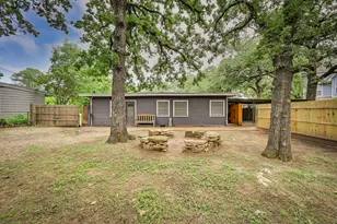 1122 W Park Row Dr, Arlington, TX 76013 - Photo 34