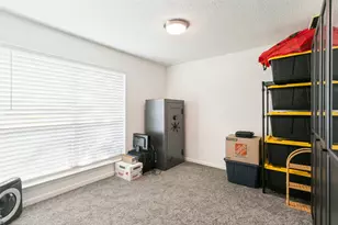 6823 Sharps Dr, Plano, TX 75023 - Photo 16