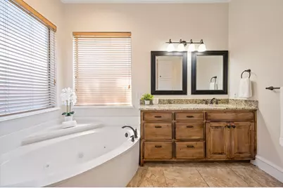 18 Jamie Court, Trophy Club, TX 76262 - Photo 22