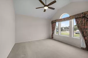5748 Caracas Dr, North Richland Hills, TX 76180 - Photo 6