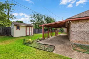 5748 Caracas Dr, North Richland Hills, TX 76180 - Photo 32