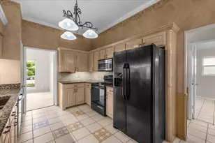 5748 Caracas Dr, North Richland Hills, TX 76180 - Photo 14