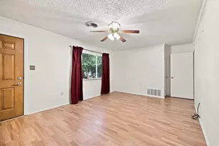 503 N College St, Whitesboro, TX 76273 - Photo 8