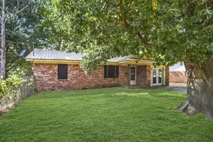 503 N College St, Whitesboro, TX 76273 - Photo 4