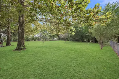 503 N College Street, Whitesboro, TX 76273 - Photo 30