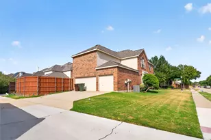 8701 Mandevilla Dr, Plano, TX 75024 - Photo 38