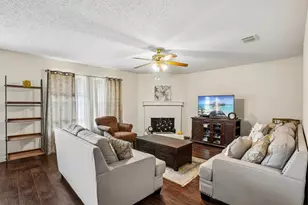 659 Pondview Dr, Cedar Hill, TX 75104 - Photo 14