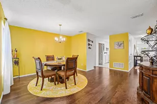 659 Pondview Dr, Cedar Hill, TX 75104 - Photo 4