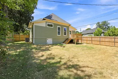 308 N 5th Avenue, Denison, TX 75021 - Photo 32