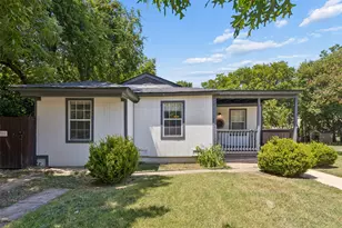 113 W Ave E, Garland, TX 75040 - Photo 2