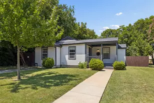 113 W Ave E, Garland, TX 75040 - Photo 1