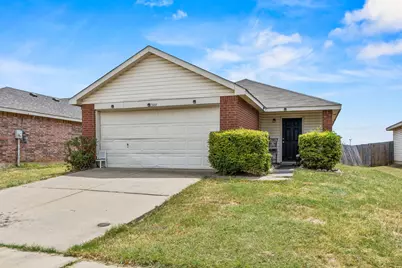 1344 Castle Ridge Road, Fort Worth, TX 76140 - Photo 2