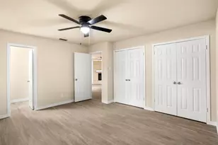 509 E Williamsburg Manor, Arlington, TX 76014 - Photo 14