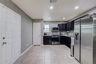 1735 McBroom St, Dallas, TX 75212 - Photo 14