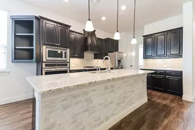 10812 Marble Falls Place, McKinney, TX 75071 - Photo 4