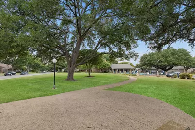9622 Highland View Drive, Dallas, TX 75238 - Photo 30