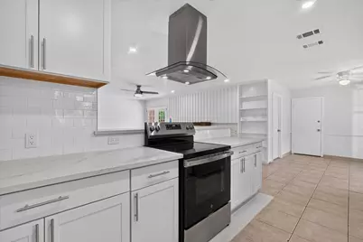 6301 Wheaton Drive, Fort Worth, TX 76133 - Photo 10