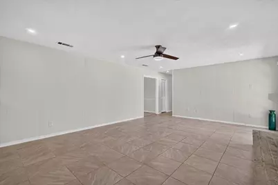 6301 Wheaton Drive, Fort Worth, TX 76133 - Photo 6