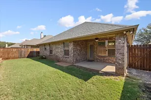 1411 Lauren Ln, Granbury, TX 76048 - Photo 22