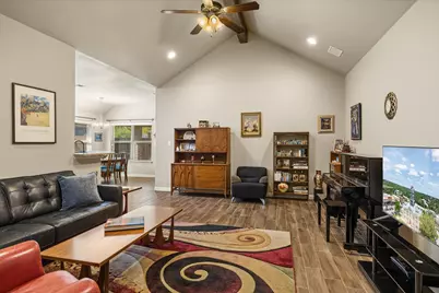 1411 Lauren Lane, Granbury, TX 76048 - Photo 4
