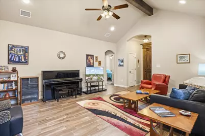 1411 Lauren Lane, Granbury, TX 76048 - Photo 6