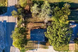 211 W Stegall Dr, Robinson, TX 76706 - Photo 24