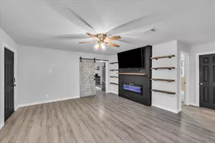 211 W Stegall Dr, Robinson, TX 76706 - Photo 6