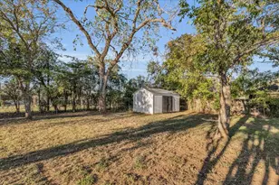 211 W Stegall Dr, Robinson, TX 76706 - Photo 26