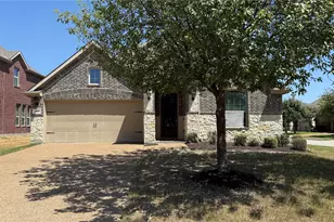 700 Shrewsbury Pl, Plano, TX 75074 - Photo 2