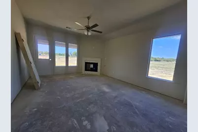 804 Silverleaf Drive, Ennis, TX 75119 - Photo 8
