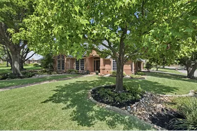1613 Green Tree Drive, Hurst, TX 76054 - Photo 2