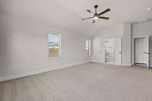 609 Pawprint Holw, Godley, TX 76044 - Photo 16