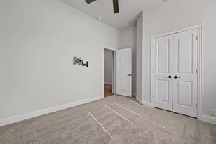 609 Pawprint Holw, Godley, TX 76044 - Photo 20