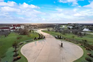 1211 Tulip Ct, Grand Prairie, TX 75104 - Photo 6