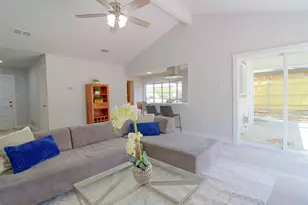 5109 Parliament Dr, Arlington, TX 76017 - Photo 8