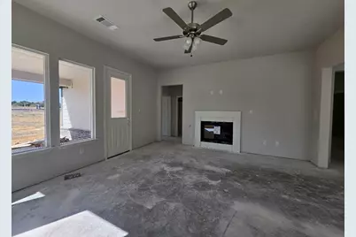 806 Silverleaf Drive, Ennis, TX 75119 - Photo 8