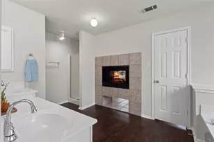 7100 Livingston Dr, Denton, TX 76210 - Photo 16