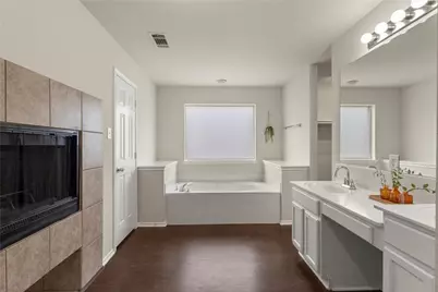 7100 Livingston Drive, Denton, TX 76210 - Photo 18