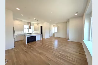 2723 Kimsey Drive #104, Dallas, TX 75235 - Photo 10