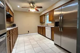 14506 Ablon Dr, Farmers Branch, TX 75234 - Photo 6