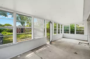 1208 E Timberview Ln, Arlington, TX 76014 - Photo 16