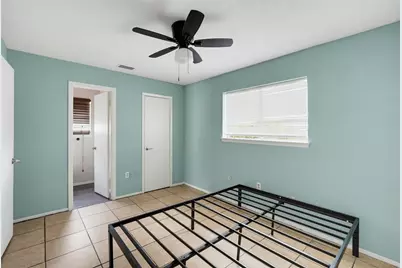 1208 E Timberview Lane, Arlington, TX 76014 - Photo 10