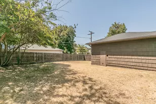2900 Ryan Pl Dr, Fort Worth, TX 76110 - Photo 36