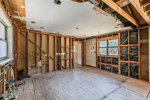 2900 Ryan Pl Dr, Fort Worth, TX 76110 - Photo 14